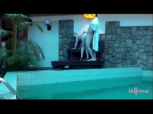 ❤️ O xefe invita a criada á piscina, pero non puido resistirse a un quente ❤ Porno na pornografía gl.nullscripts.top ❌️